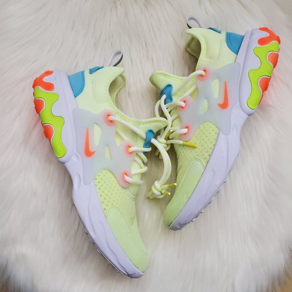 Nike React Presto - Picture 2 of 8